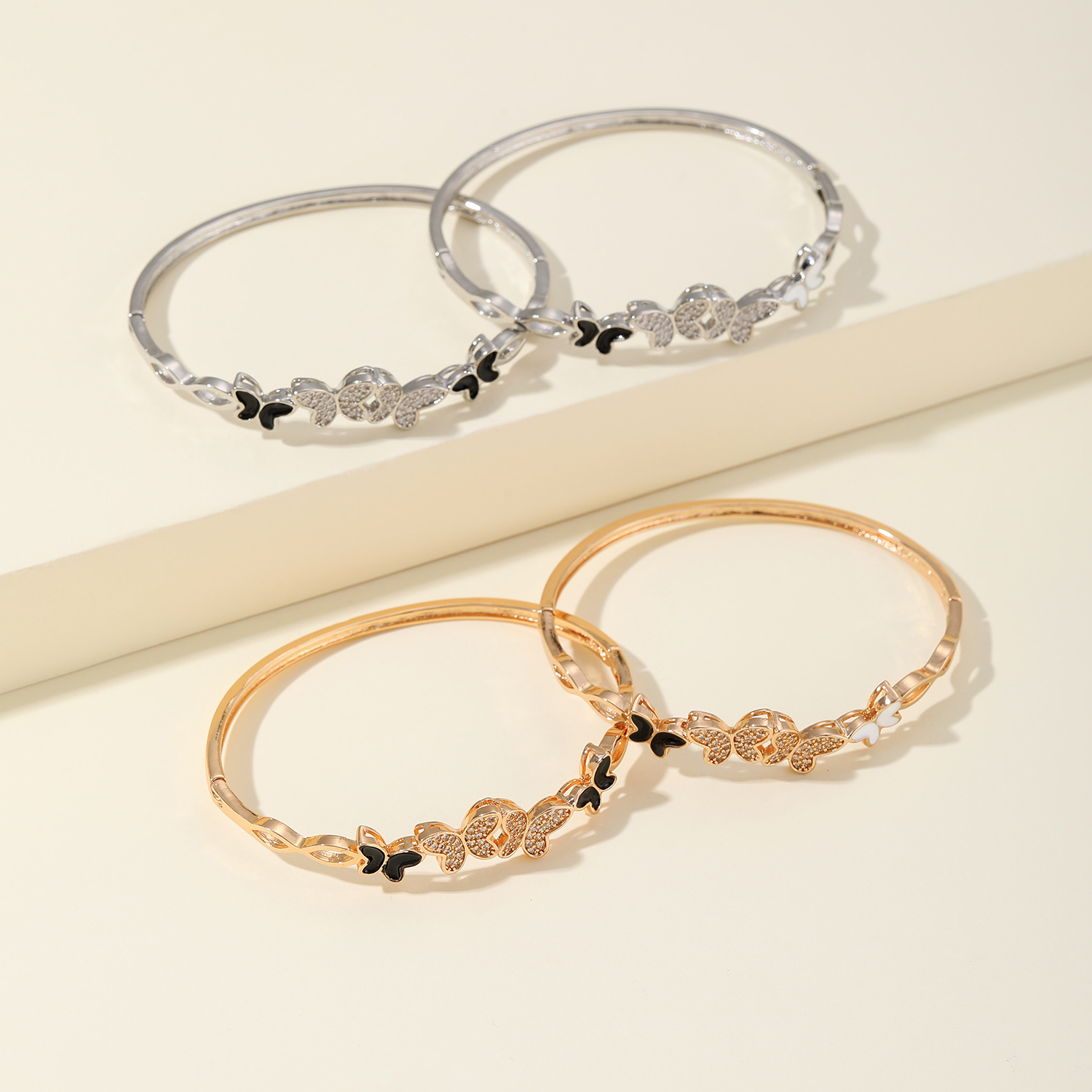 Amazon venta transfronteriza caliente pulsera de piedra de aluminio de cobre dorado damas pulsera mariposa joyas al por mayor