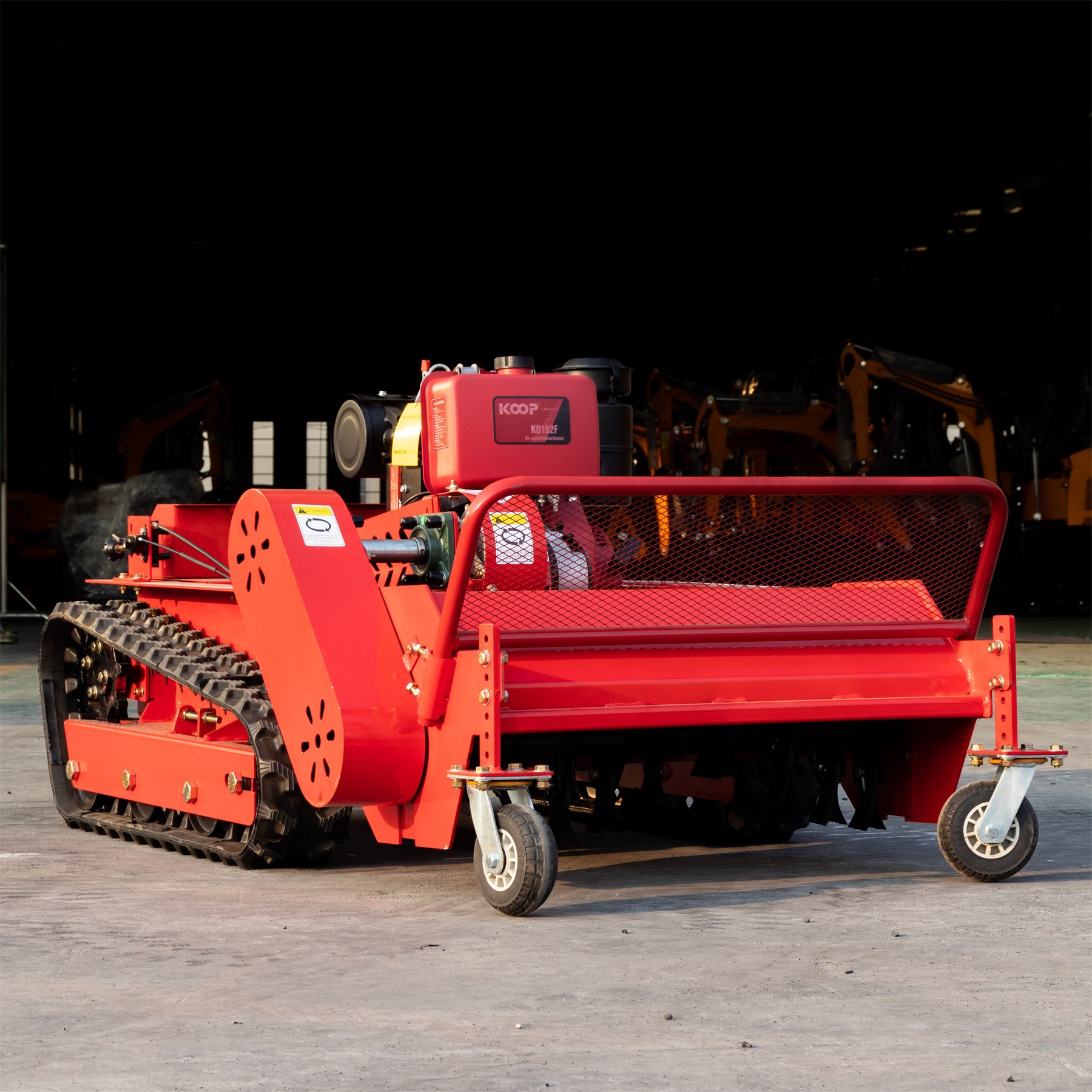 出口美国柴油汽油割草机 0.8M1M1.2M 农场园林荒地 Crawler mower