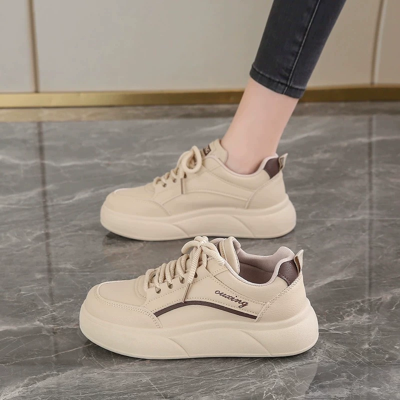 Весенние женские туфли 2025 новые маленькие белые туфли женские дикие корейские версии s школьницы толстые подошвы спортивные кроссовки повседневная обувь