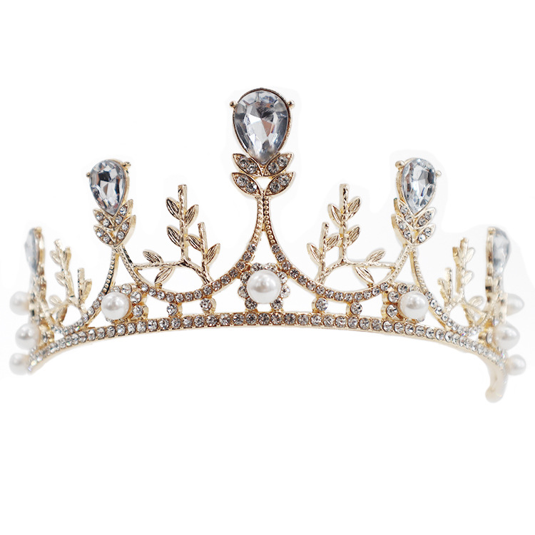 Diamante blanco con fondo de oro