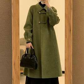 绿色大衣女秋冬季感2025新款小个子中长款赫本风毛呢外套