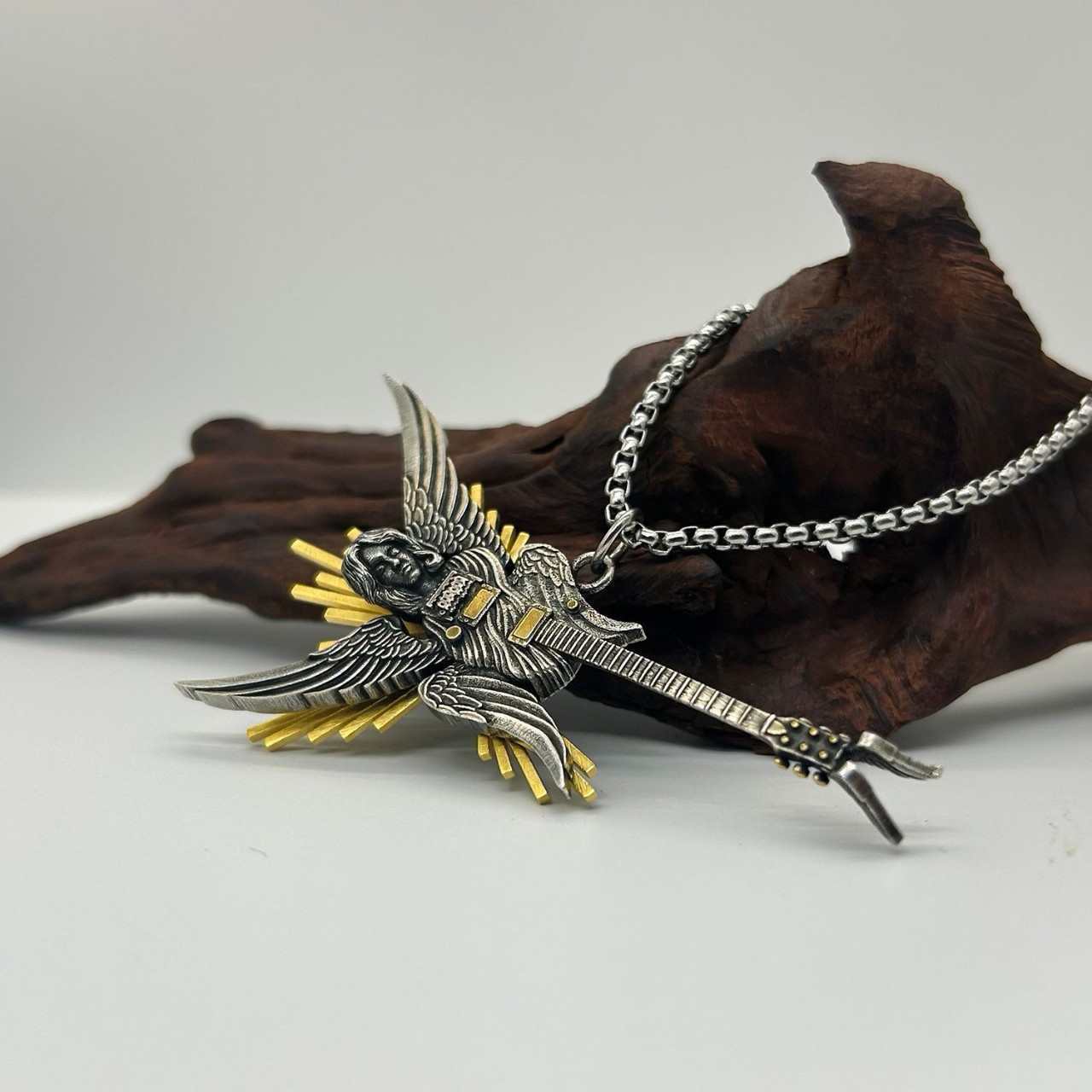 Angel's Voice Celebrity-Inspired Nicholas Tse Concert Guitar Necklace Unisex Pendant Punk Style Necklace