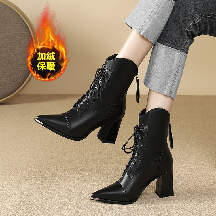 Elegant Pointed Toe Slim Boots Autumn Winter Korean Style Short Boots for Women 2025 New Spring Autumn V-Cut Sweet Cool Style Chunky Heel Fashion Boots