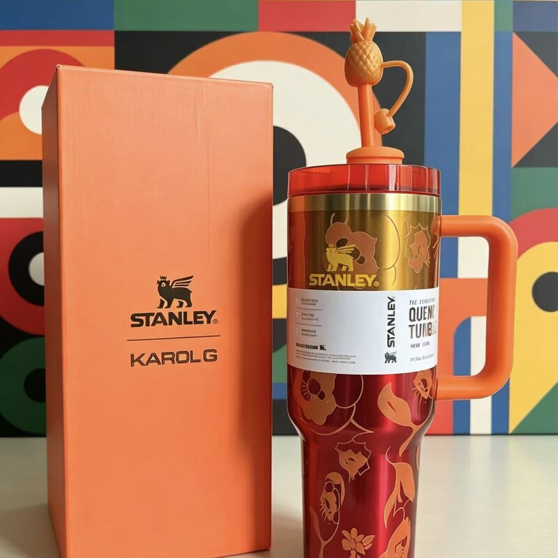 Stanley Collaboration with Carol g Limited Edition 40oz Ice Cup Red Camellia Stainless Steel Thermos Cup Gift Box
