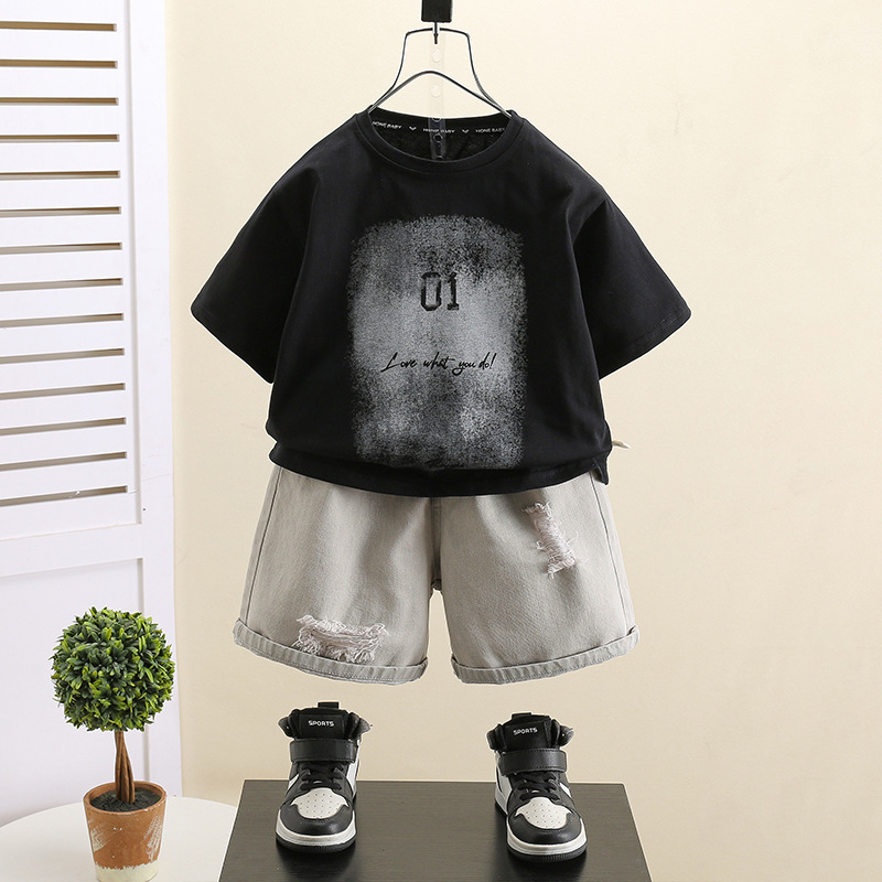 7299 Traje de manga corta de verano Camiseta para niños Traje de dos piezas 2025 Nuevos pantalones cortos para niños Versión coreana del bebé delgado 3