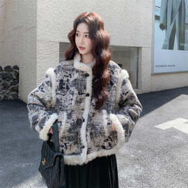 新中式国风泼墨提花羊羔毛拼接羽绒服女冬2025新款白鸭绒内胆外套