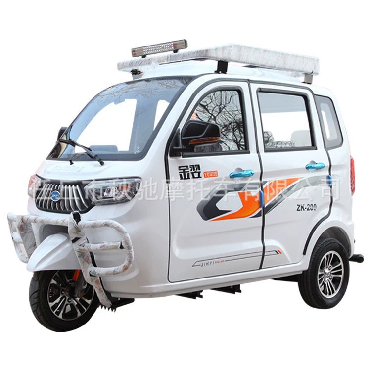 Трёхколёсный пассажирский скутер закрытый бензиновый