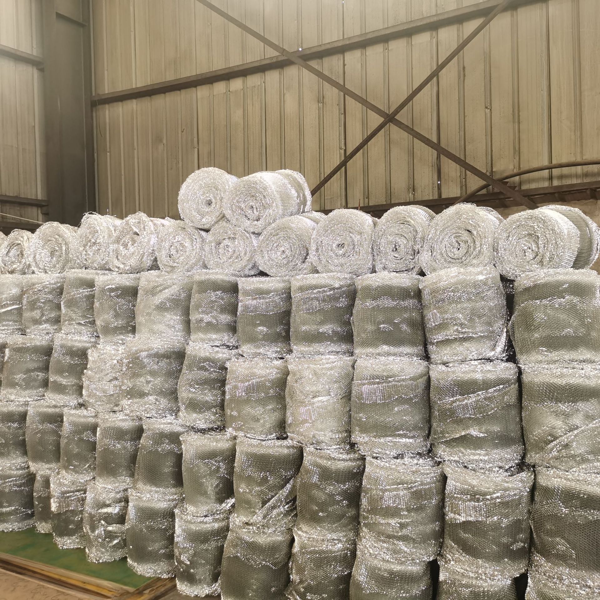 厂家供应不锈钢阻隔防爆材料和油罐清洗一站式服务