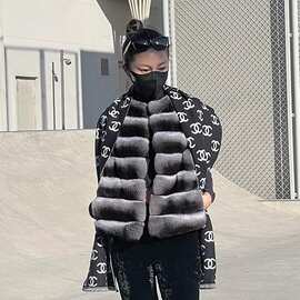 韩版感时尚简约青紫蓝龙猫兔毛外套女短款仿皮草马甲背心