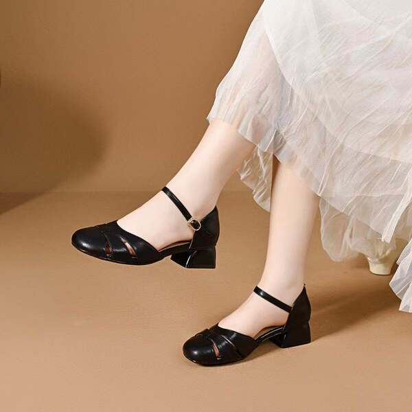 Sandal nữ da thật mũi kín gót thấp đế mềm phong cách cơ bản — màu đen