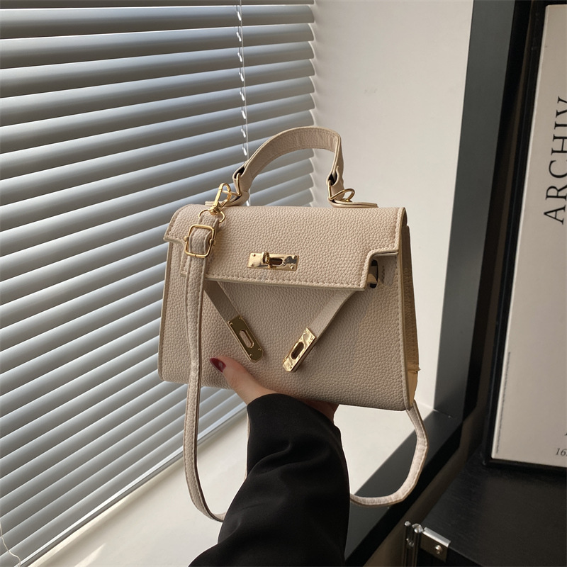 Nicho de alta sensación simple bolso de mano mujer 2024 nueva moda versátil bolso Kylie de moda bolso pequeño