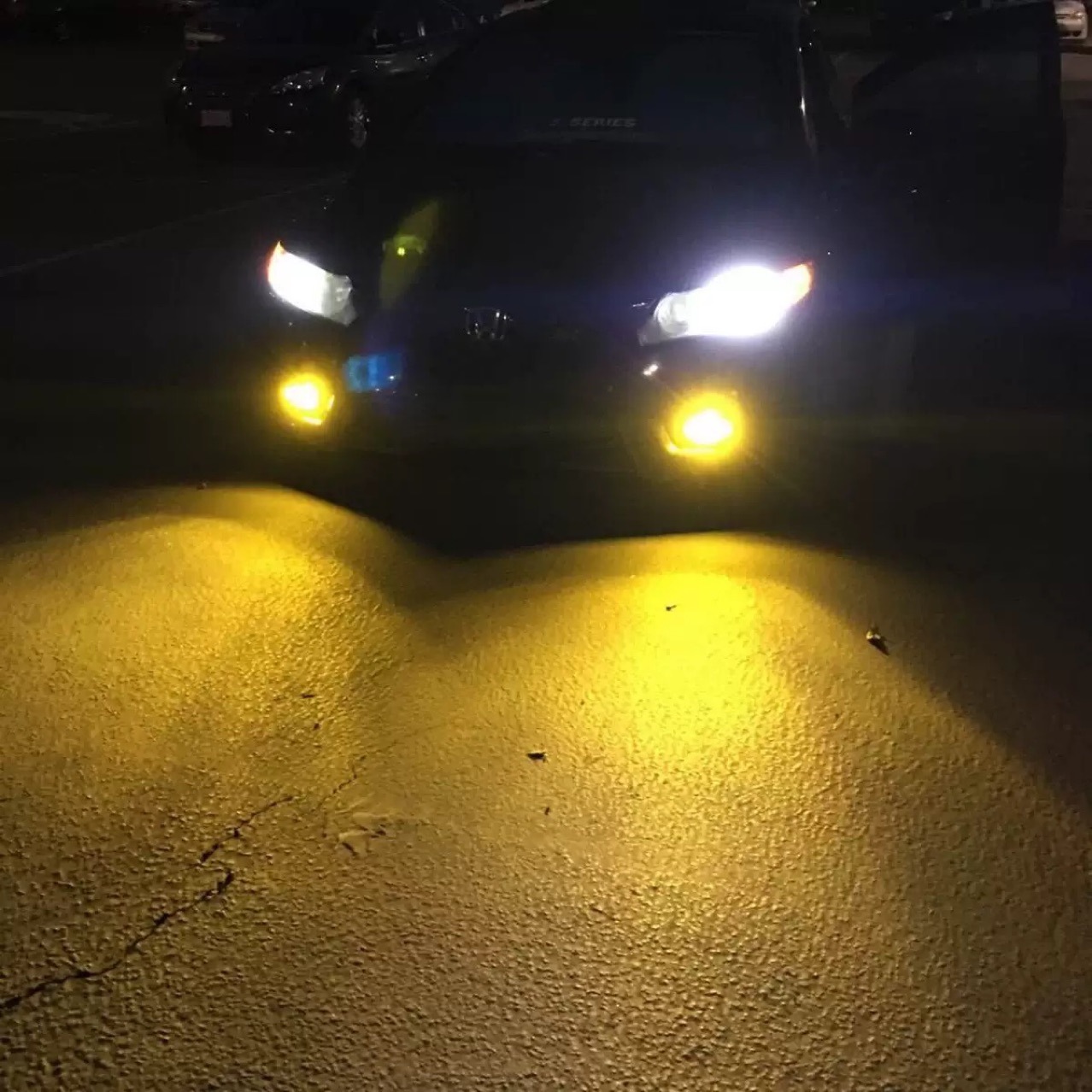 Car LED fog lamp H10 9005 9006 H11 80W yellow 16LED anti-fog lamp headlamp