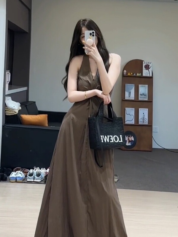 Light Luxury and High-End Feel Black Halter Neck Dress for Women, Summer 2026 New Style, Elegant Ankle-Length Dress Light Luxury and High-End Feel Black Halter Neck Dress for Women, Summer 2026 New Style, Elegant Ankle-Length Dress