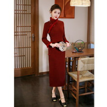 2025红旗袍冬款敬酒服新娘结婚订婚新中式高级感长袖加绒加厚旗袍