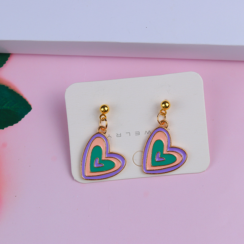 1 Pair Quantity Holiday, Street Occasion Alloy Material 1 Pair Sweet Color Block Heart Shape Alloy Women's Earrings