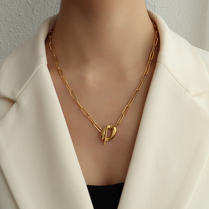 Marka autorizado de acero de titanio collar de retención de color fijo alto otbuckle reina collar de clavícula de doble capa P1028