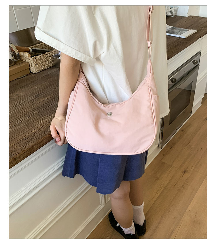 Small handbag, women's underarm bag, fashionable and casual single-shoulder bag, crossbody bag, 2025 new style for work and commuting, stylish solid color bag undefined