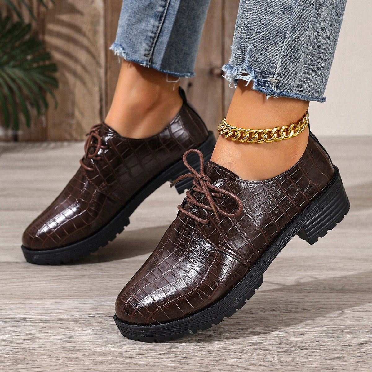 Women's Retro Lace Up Low Top Loafers Plus Size Mid Heel Leather Shoes British Style Autumn New_voghion.com