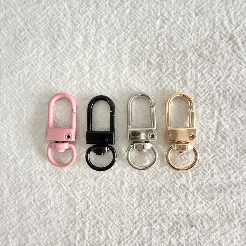 in stock Color Metal 3 Points Small Door Buckle Creative Simple DIY Accessories Bag Keychain Hanging Buckle