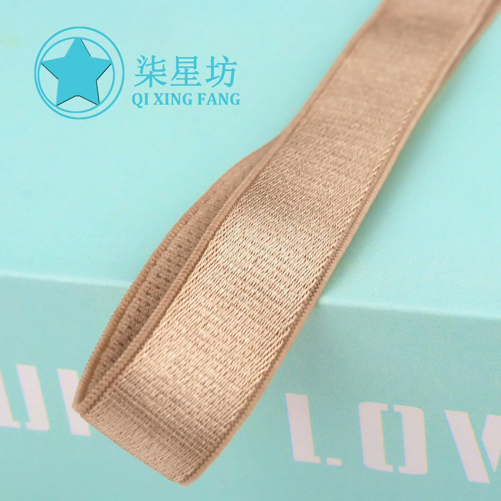 Источник Фабрика товаров Несколько Спецификация 1.0CM Двойная Заблокировка с светоотражающие бретельки нижнее белье бюстгальтер отражающие подтяжки для одежды