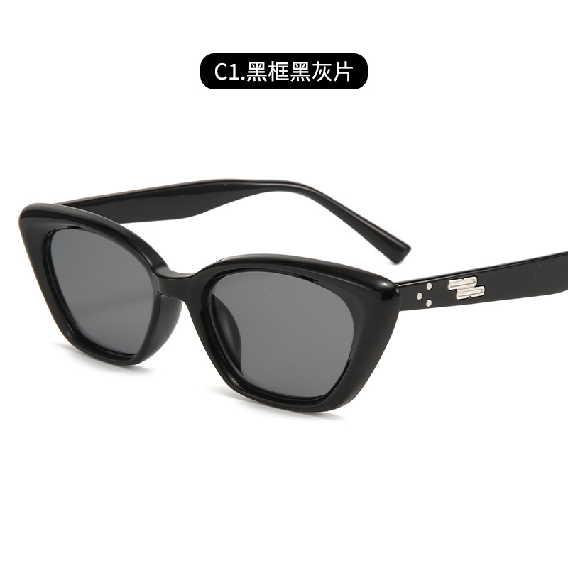 Estilo coreano GM cara pequeña gafas de sol de alta calidad a prueba de sol de verano celebridad de Internet cara redonda triángulo ojo de gato gafas de sol retro de moda de las mujeres image 8