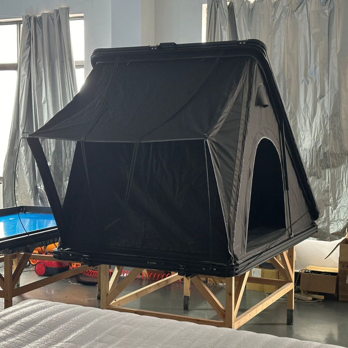 Aleación de aluminio triángulo duro A forma rápida camping al aire libre tienda de techo