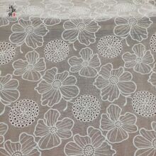 春夏款真丝皱雕孔绣花布 荷叶花雕孔刺绣面料 时装连衣裙服装用料