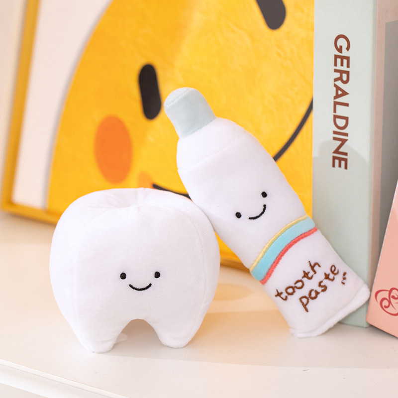 Divertido juguete de peluche de simulación de dientes, muñeco de cepillo de dientes bucal para niños, regalo de evento dental del día del amor