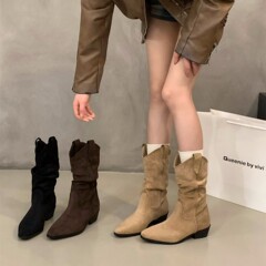 粗跟卡其色绒面堆堆靴中筒骑士靴女靴子2025秋冬季尖头~V口瘦瘦靴