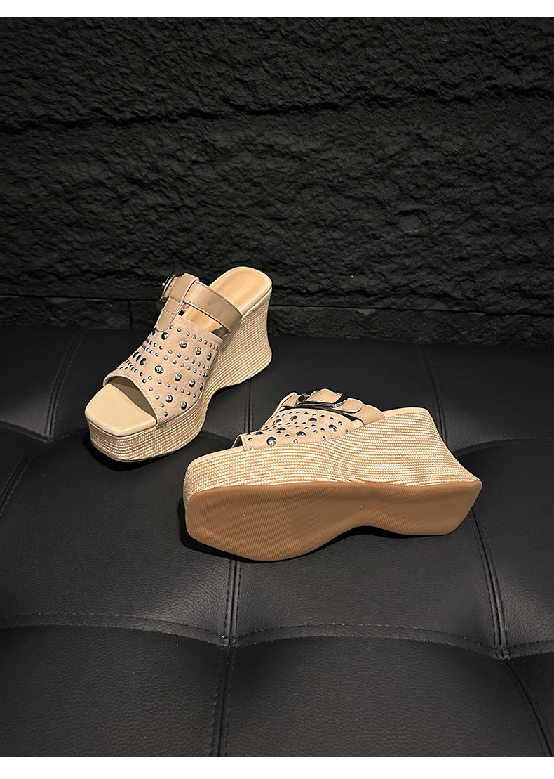Sandal đế xuồng cao gót 9 cm da bò đinh tán quai ngang mũi hở phong cách boho — màu nâu, màu mơ chi tiết 16