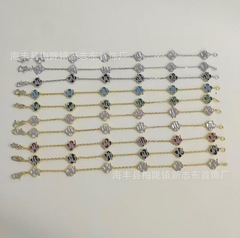 Fanjia ミニフルダイヤモンド六花ブレスレット両面四つ葉のクローバーブレスレット厚い金メッキ天然マザーオブパール五花ブレスレット工場