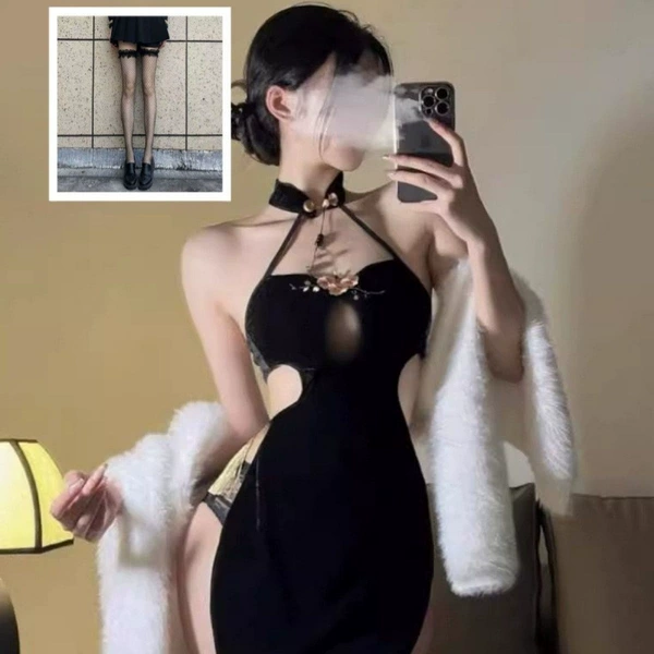 Black jersey + black fishnet stockings