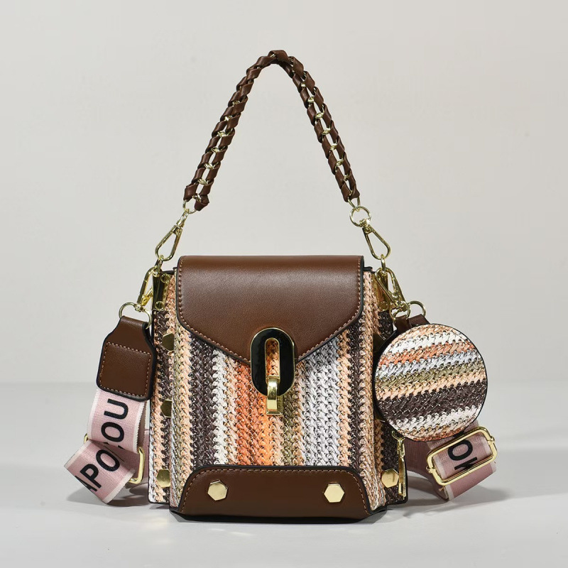 2025 bolso cuadrado a rayas delicadas nuevas bolsas de hombro para mujeres versátiles bolsas de trampolín oblicuas bolsas de moda bolsas transfronterizas