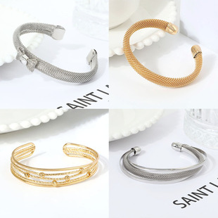 ����ʽ�׺����C ���s�䵭�L�yɫ�U���ֲ��Ʒ�������b�_��ʽ�֭h