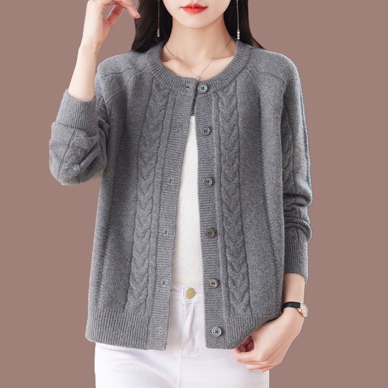 2026 New Early Autumn Lazy Style Top with Vintage Design, Soft Knitted Sweater Cardigan for Women
