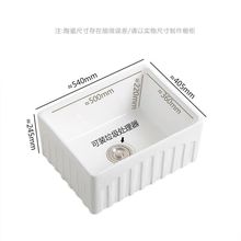 �n��21Ӣ��F���r��N���մ�ˮ��ǰ�ð�Ƕ��ʽϴ����ֱ߅�ͻ�����