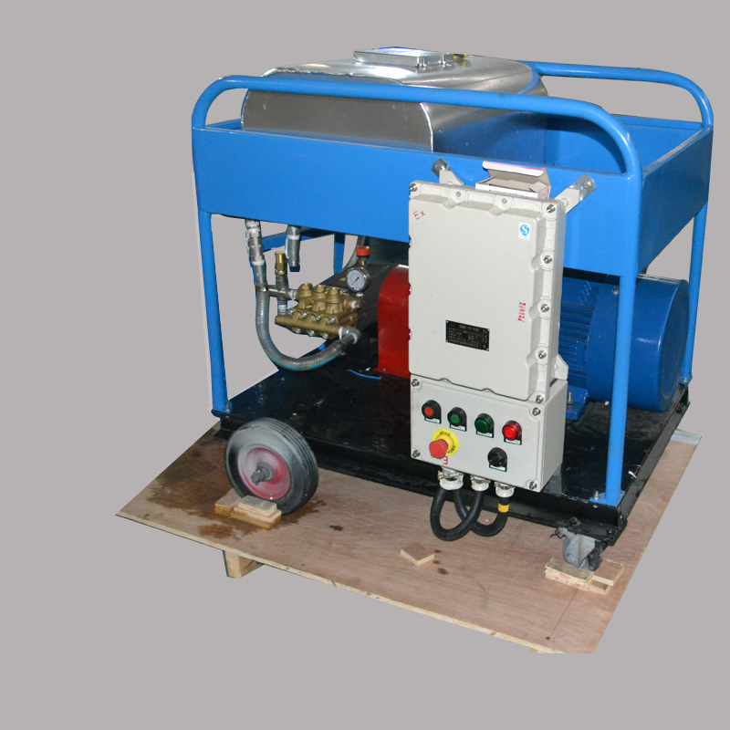 高压水加沙油桶除漆清洗机意大利进口电动22kw冷水除漆清洗机