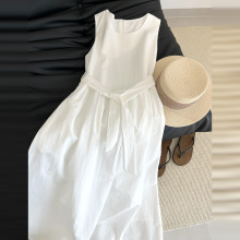 简约大方白色无袖背心连衣裙子女夏季2025新款高级感法式气质长裙