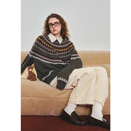 女式针织衫;女式衬衫;休闲裤