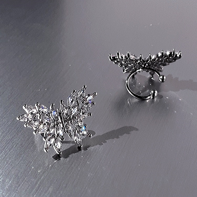 1 Pièce Style Simple Papillon Placage Incruster Alliage Strass Clips D'oreille display picture 1