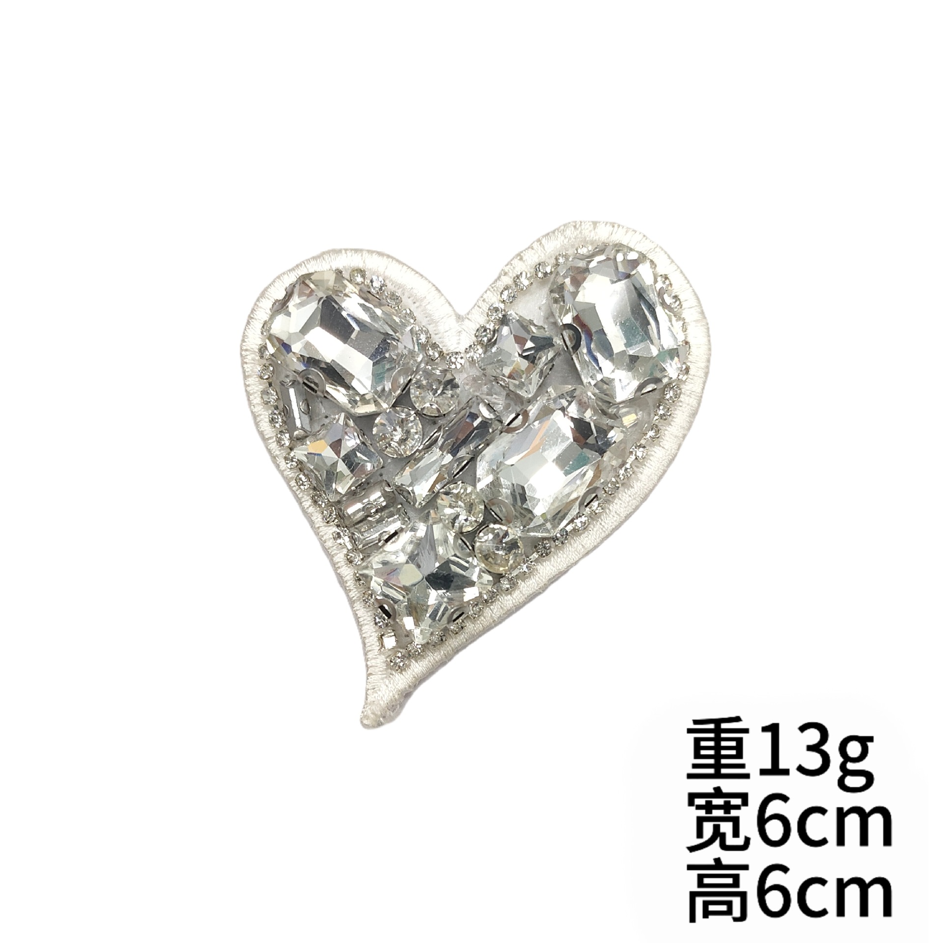 흰색 자수 가장자리