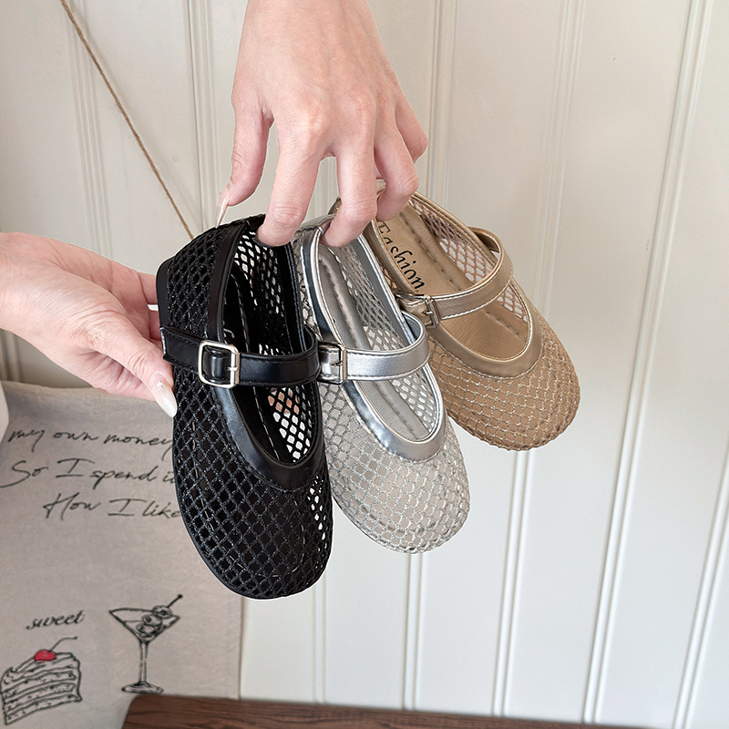 Fashionable children's breathable sandals