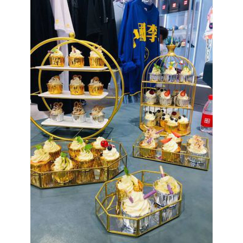 Decoración de mesa de postres de boda de oro, estante de pastel europeo, propósitos de boda, bandeja de pastel de encaje, estante de refrigerio de hierro forjado, 12 juegos image 21
