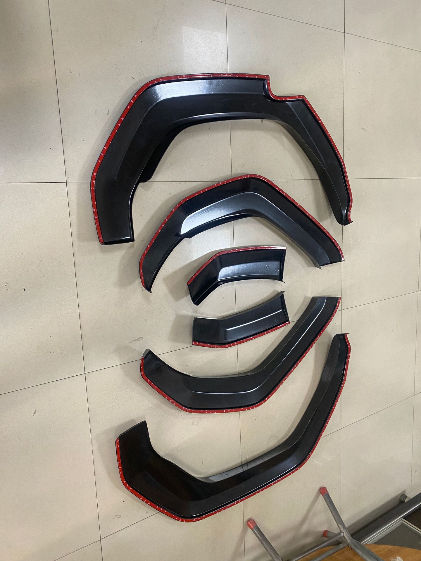 Hilux Travo Wheel Arches New Model 2026 Hilux 4-Door Travo Original Car Model Wheel Arches Special for the Car Black