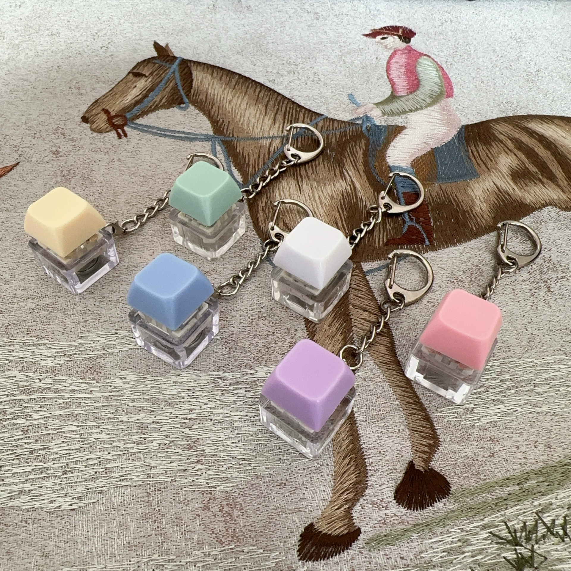 Деревянная игрушка-антистресс в виде рыбы для снятия напряжения, прозрачная кнопка-декомпрессор для ПК, брелок-антистресс для снятия стресса, новинка