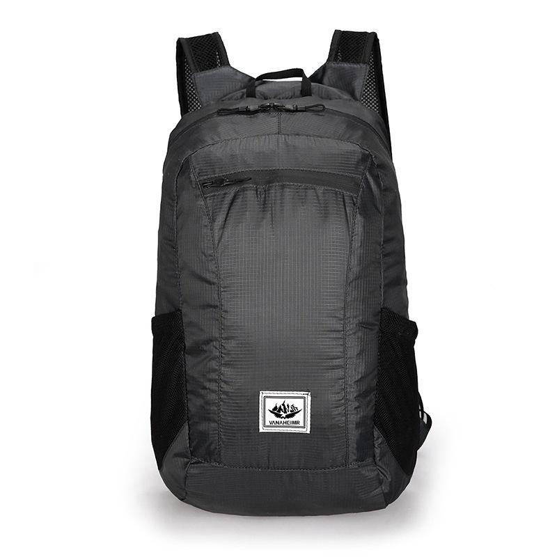 Mochila deportiva al aire libre al por mayor mochila plegable portátil simple a prueba de salpicaduras bolsas de piel cómodas y livianas
