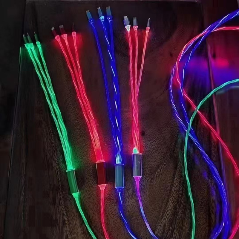Üç Çıkışlı Akan Işık Veri Kablosu - Apple, Android, USB TypeC Telefonlara Uygun Hızlı Şarj 3'ü 1 Arada Akan Işık Led Kablous