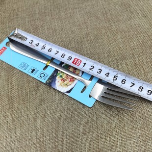 Two Yuan Medium Large Fork Stainless Steel Fork Paper Cardboard Pack Two Yuan Store Source Wholesale