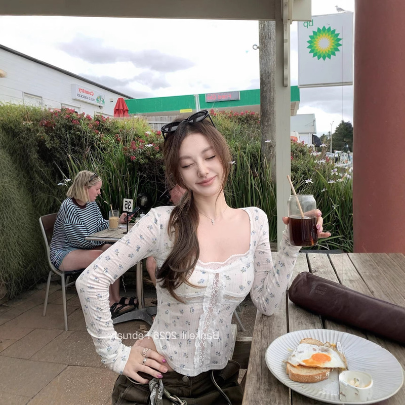 Chestnut Cocoa Bankelili'Spring Opening' Lace Cross-Split Slim Fit Long Sleeve Top
