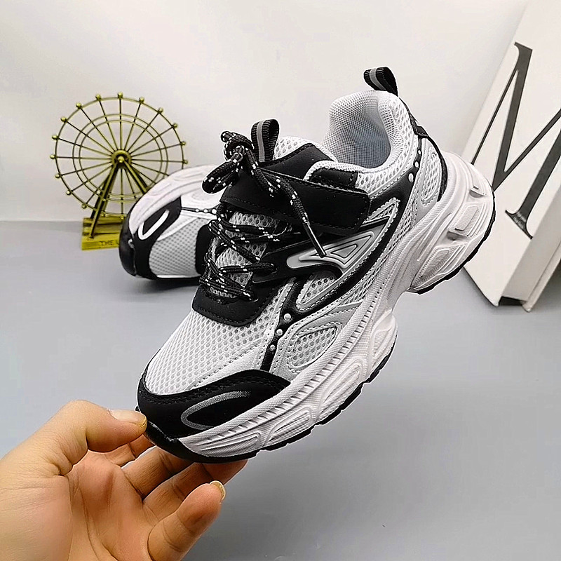 Zapatillas para niños 2025 otoño e invierno nuevas zapatillas de deporte de cuero para niños y niñas zapatillas de deporte para niños de moda zapatos casuales de cuero para niños